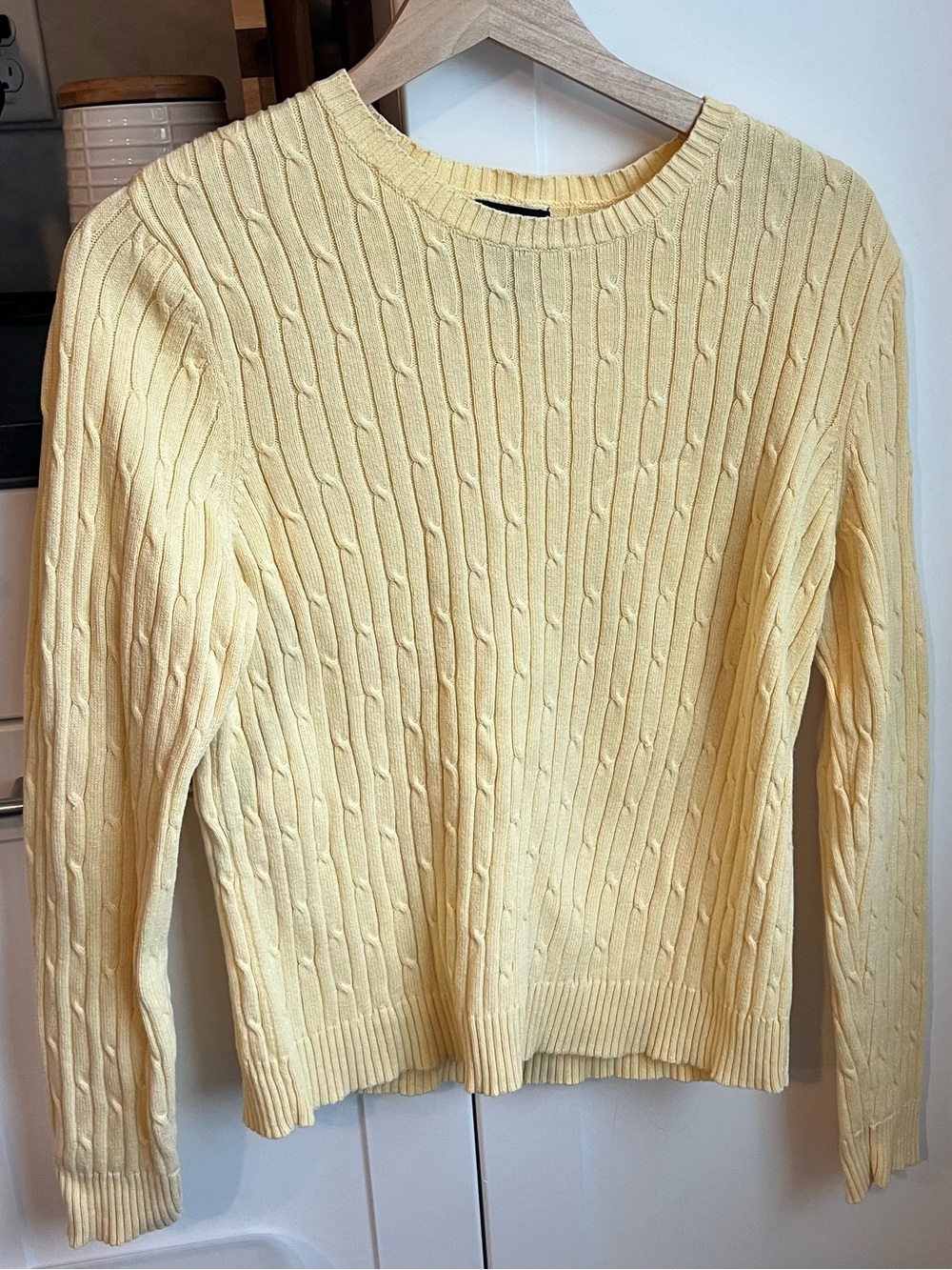 100% Cotton Butter Yellow Izod Sweater Size L